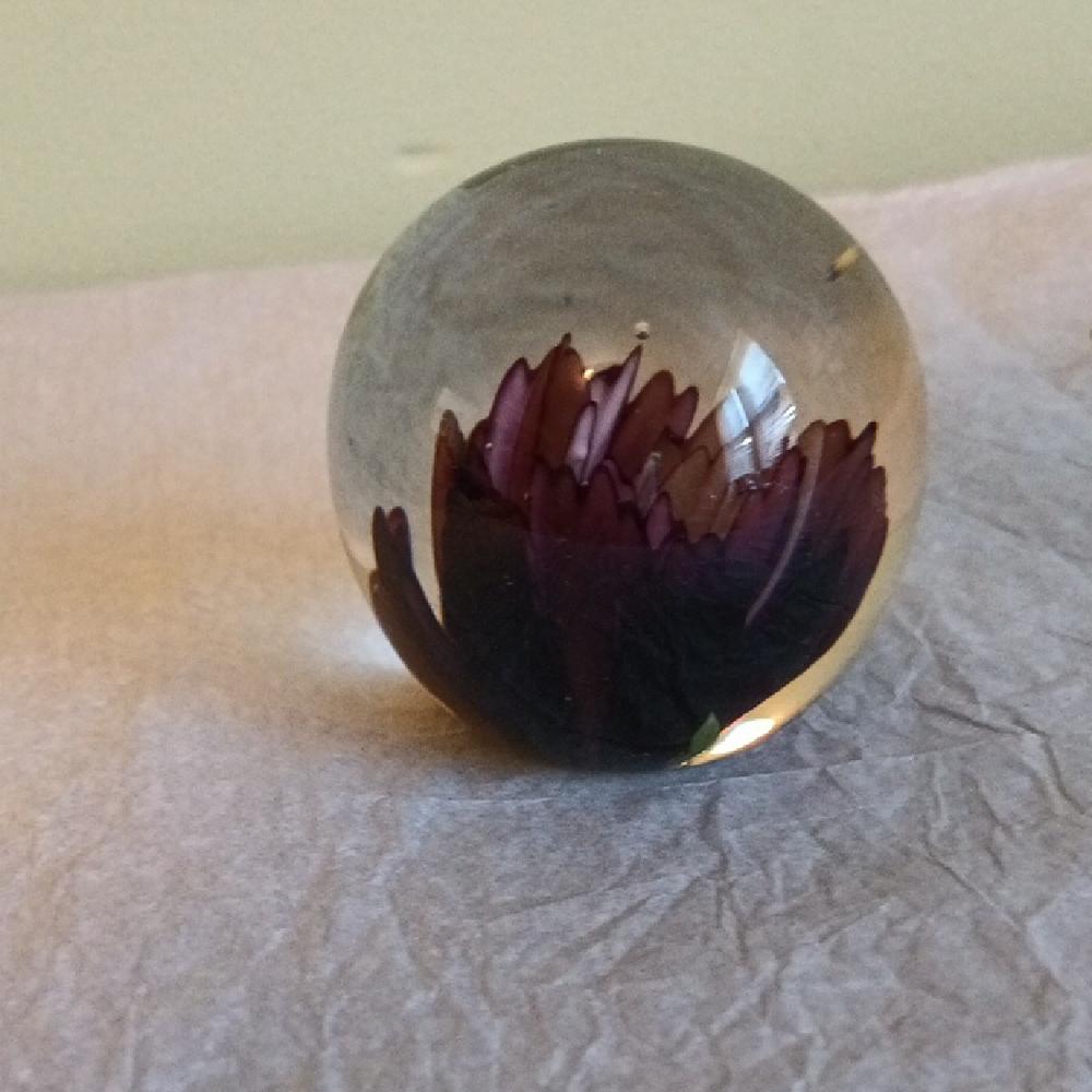 Elegant Glass Paperweight with Purple Flower